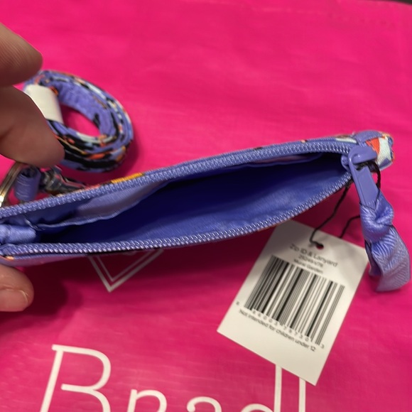 Vera Bradley zippered ID and lanyard - Picture 7 of 7